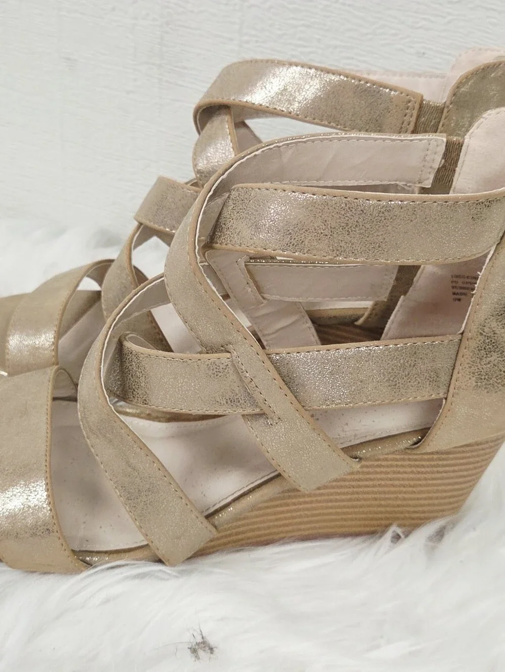 Torrid wide 9 Women's Metallic Strappy Wedge Sandals - Gold